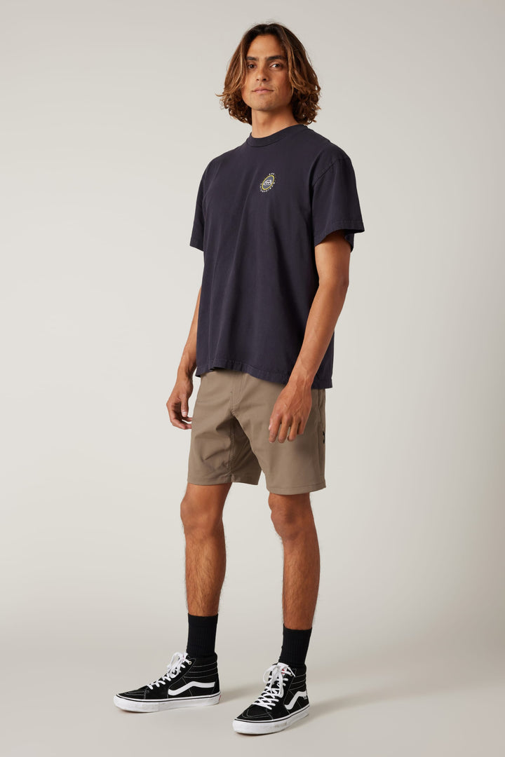 686 Men's Everywhere® Hybrid Short — TOBACCO (vista 2)