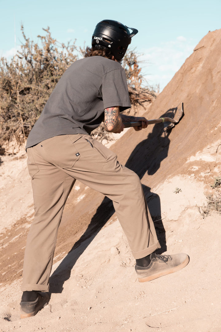 686 Men's Unwork® Pant - Relaxed Loose Fit — TOBACCO (vista 2)