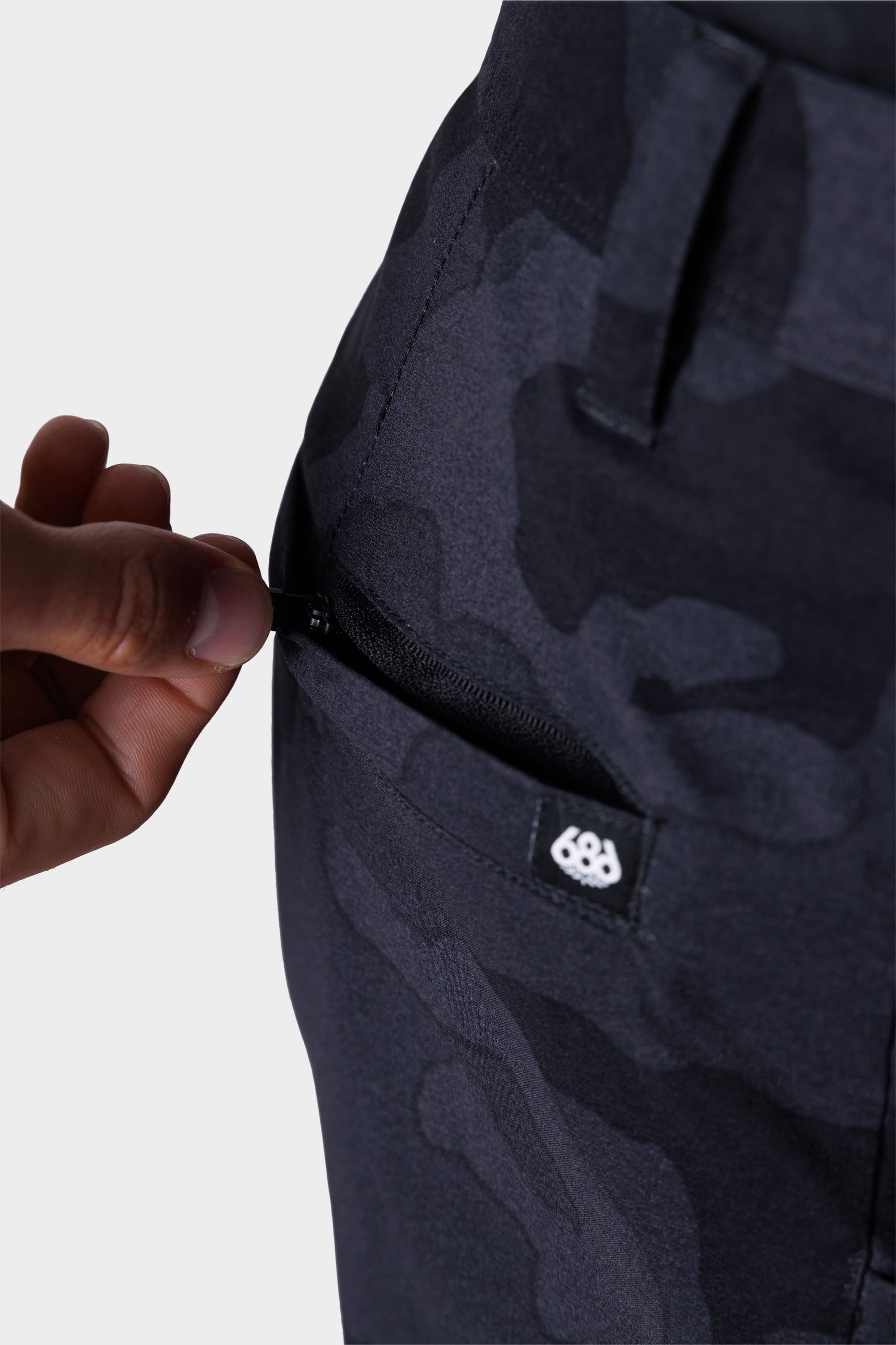 686 Men's Everywhere Featherlight Chino Short – 686.com