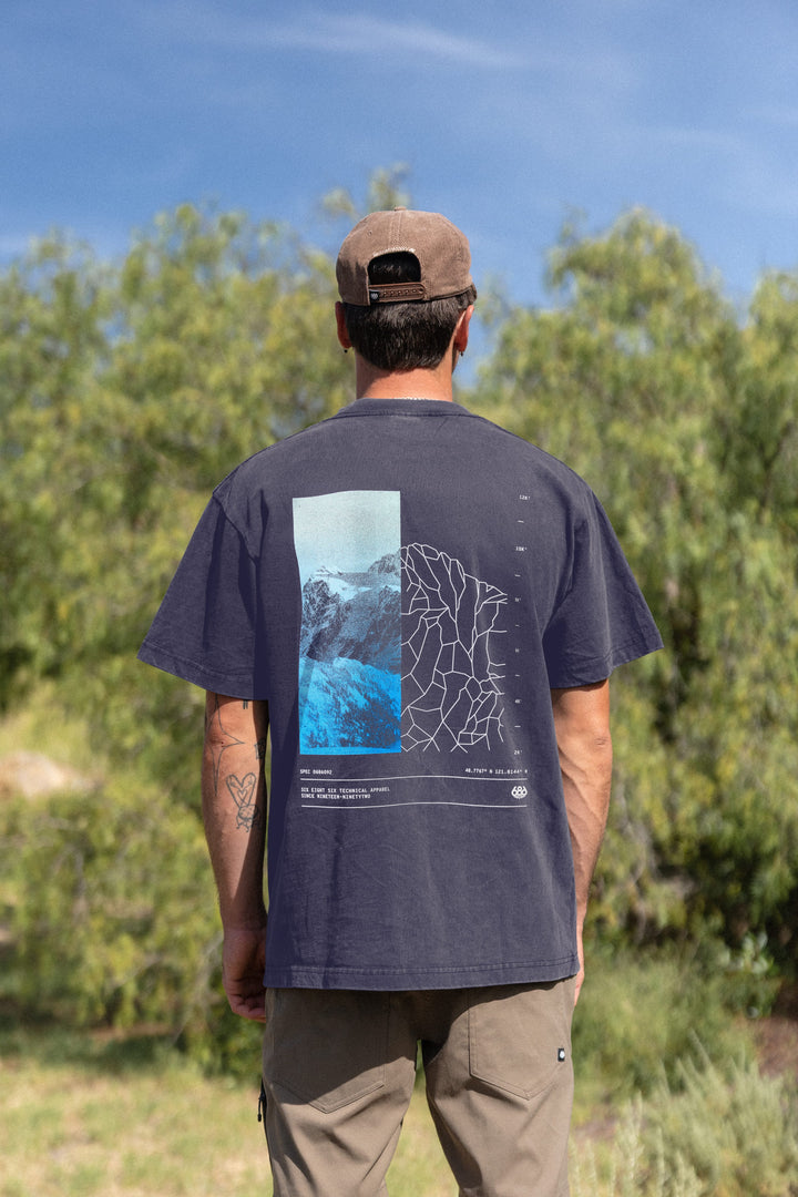 686 Peaks Relaxed SS Tee — NAVY (vista 2)
