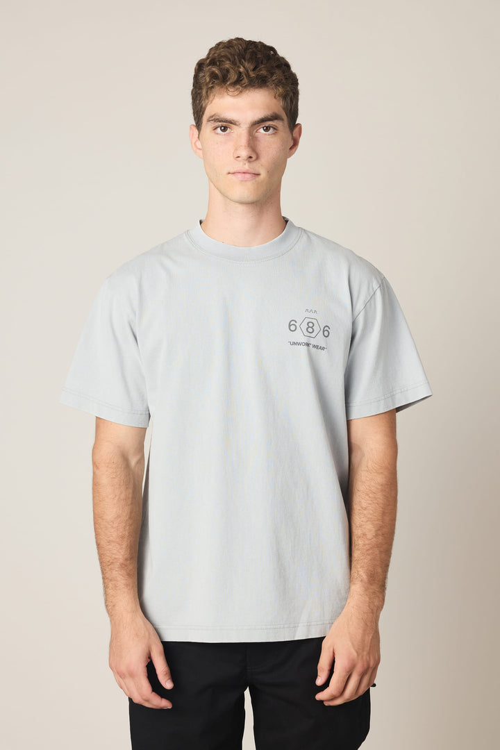 686 Men's Unwork Spec Relaxed SS Tee — SILVER