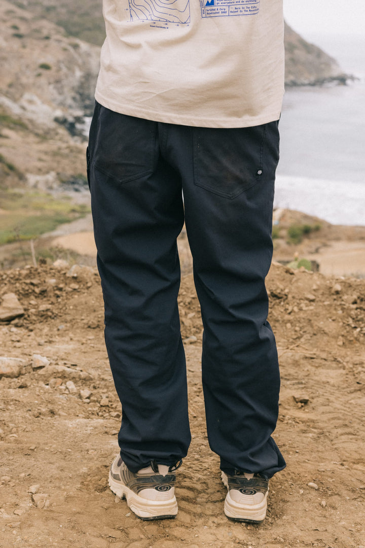 686 Men's Everywhere® Pant - Relaxed Fit — MIDNIGHT NAVY (vista 2)