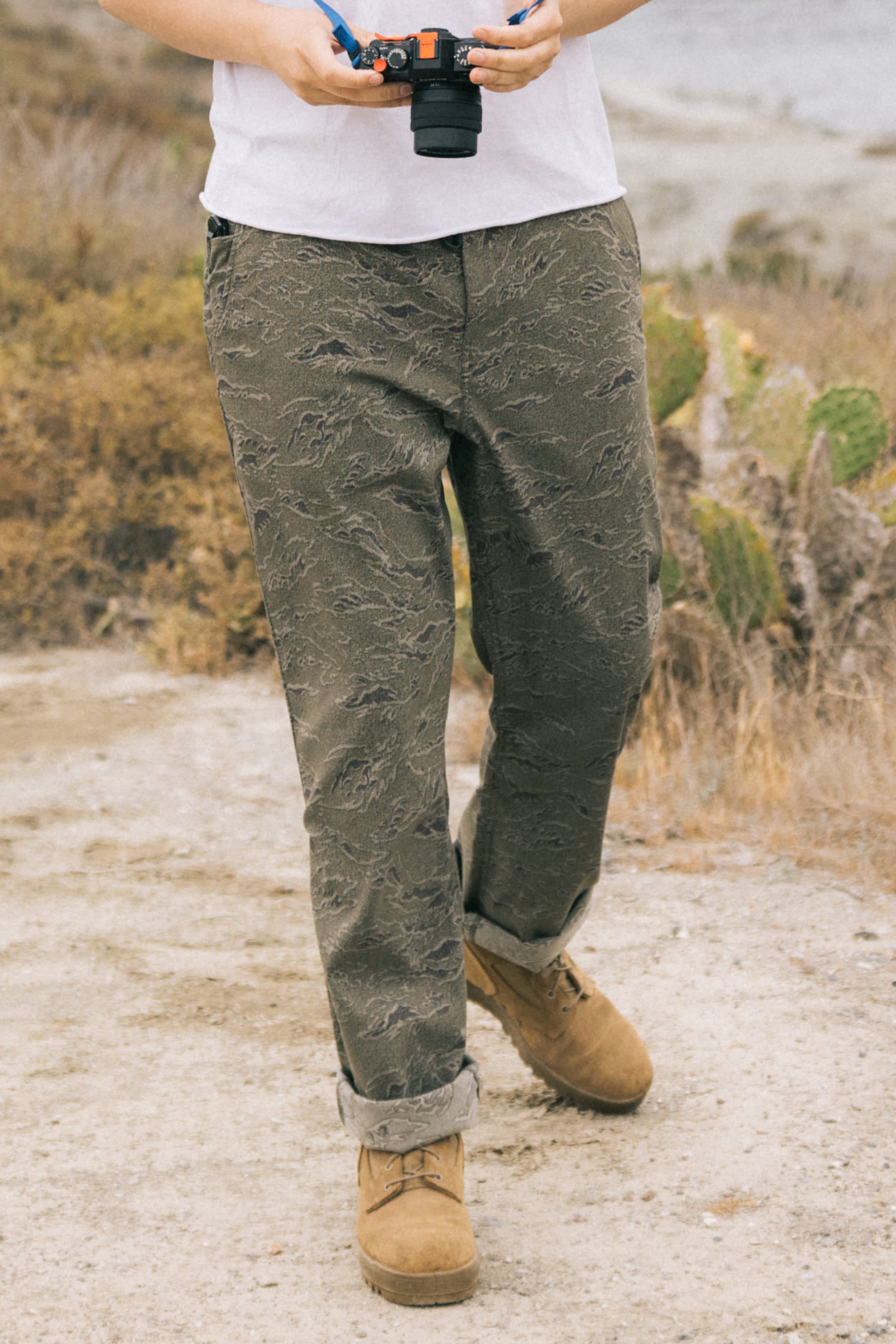 【LE / エルイー】everyday slacks 686 Men's Everywhere® Pant - Relaxed Fit – 686.com