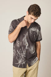 Product photo: BLACK DESERT FLORAL / XS