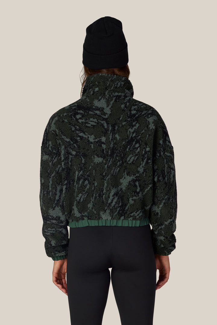 686 Women's Outpost Sherpa Jacket — MOSS GREEN SCRATCH CAMO (vista 2)