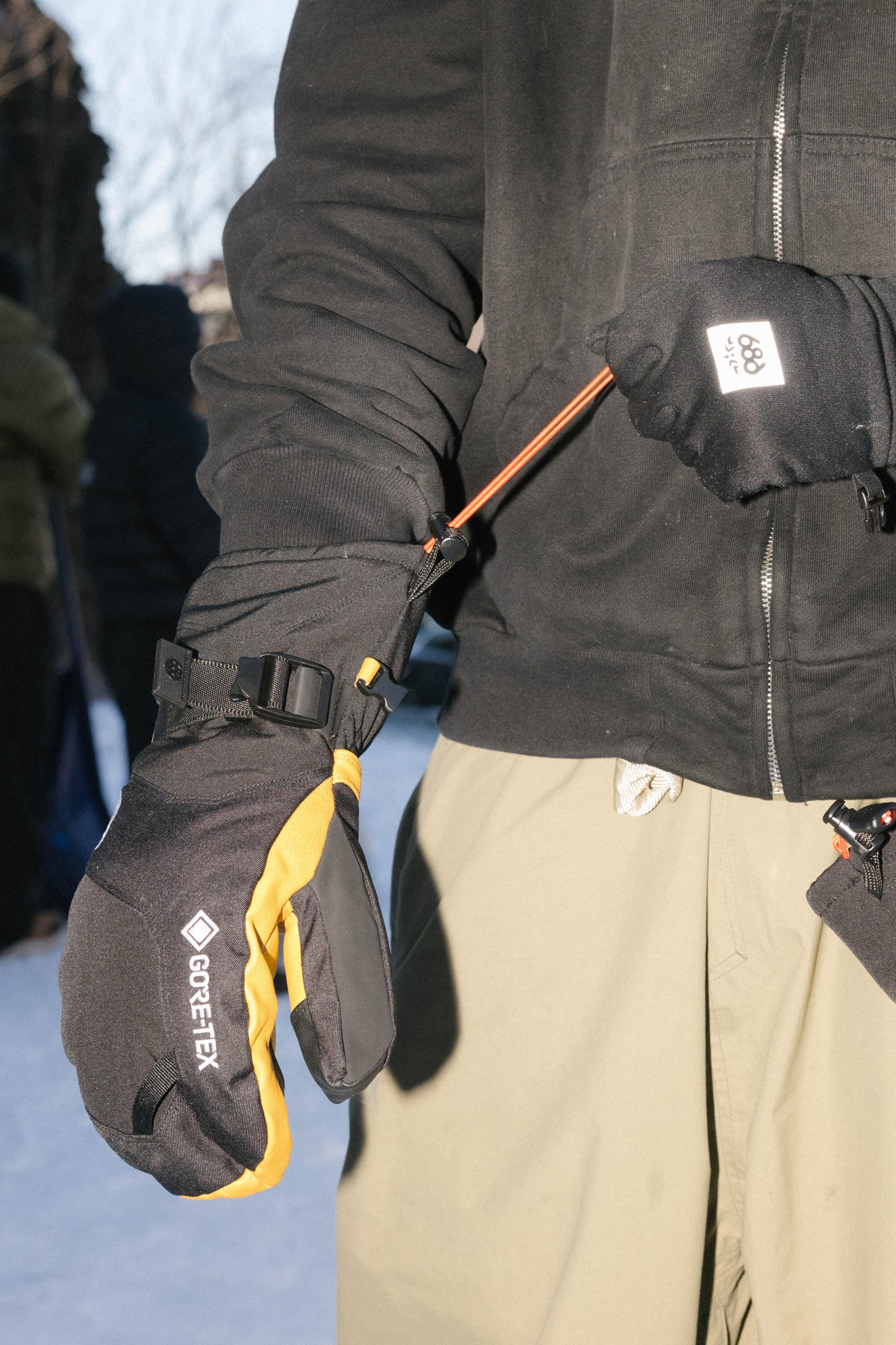 686 Men's GORE-TEX® Leather Linear™ Mitt – 686.com