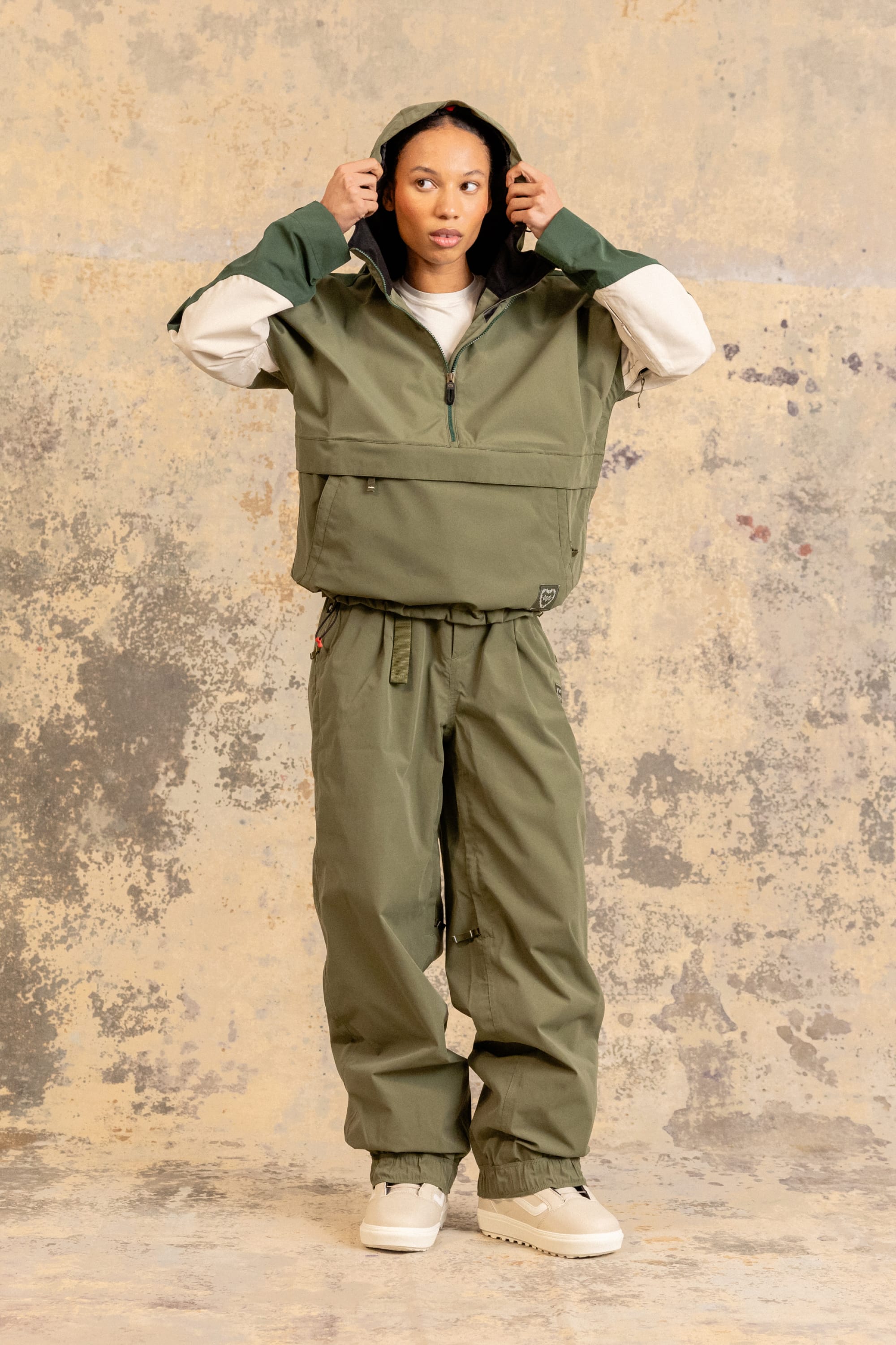686 Women's Outline™ Shell Anorak – 686.com