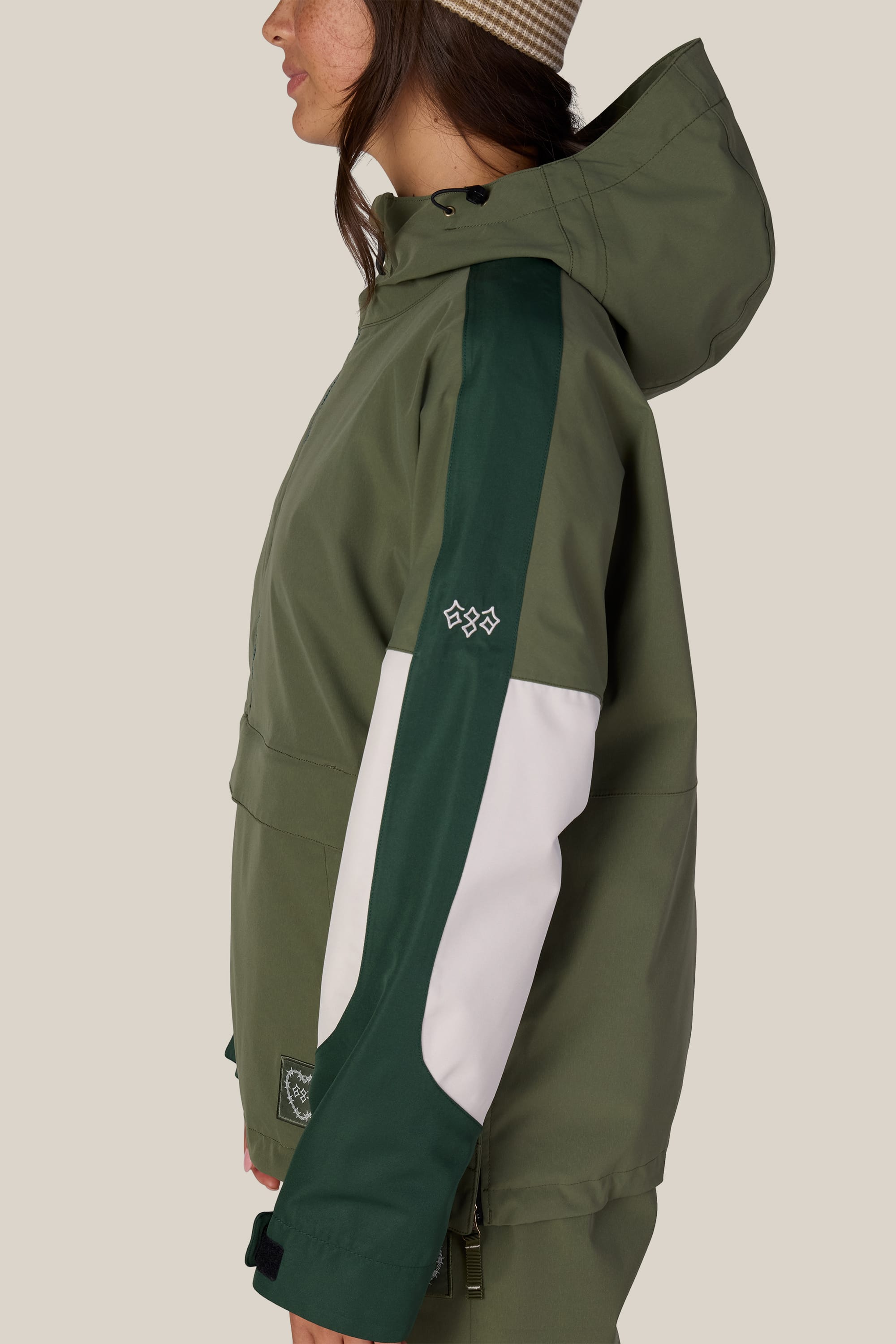 686 Women's Outline™ Shell Anorak – 686.com