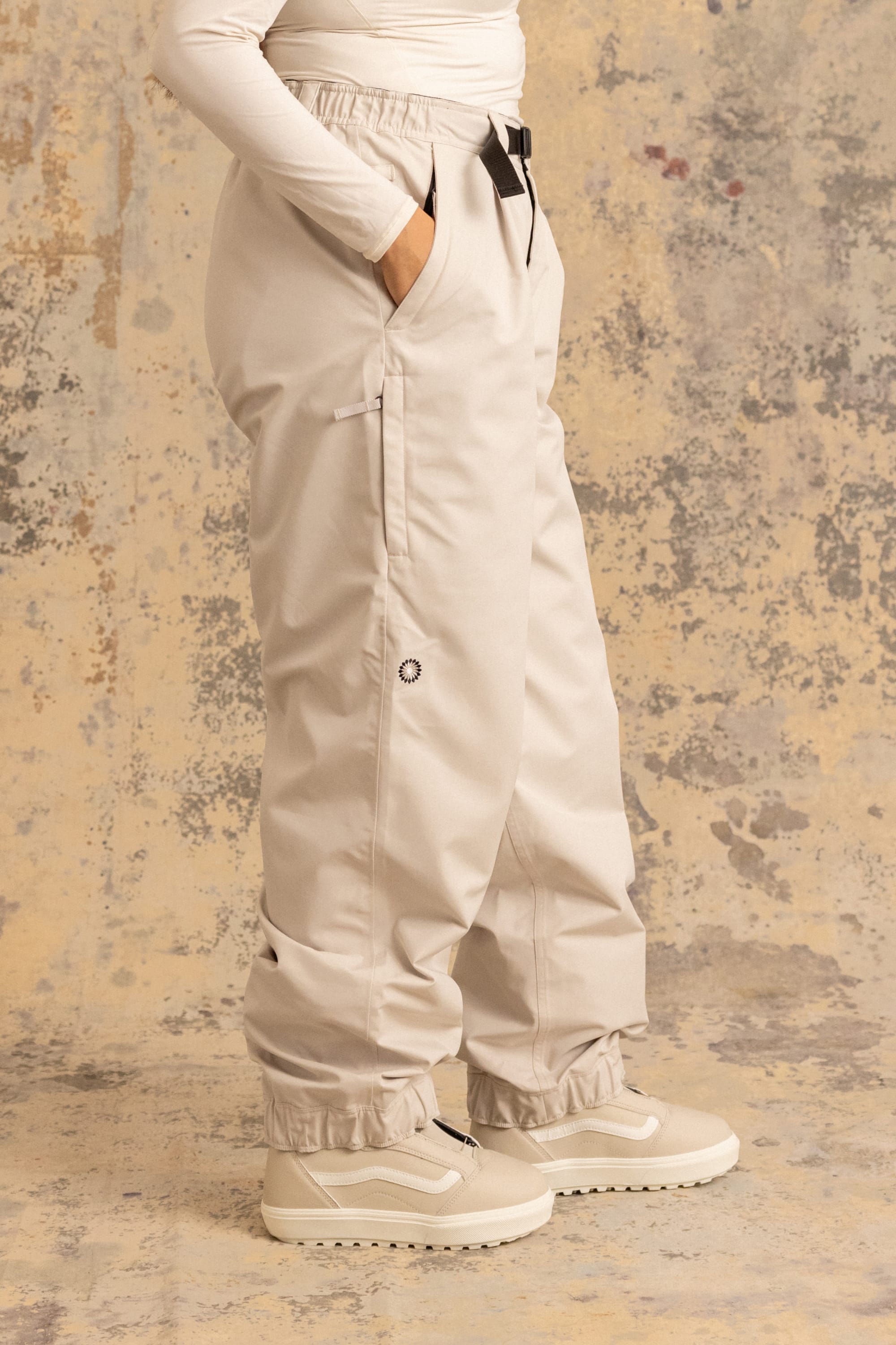686 Women's Outline™ Shell Pant – 686.com